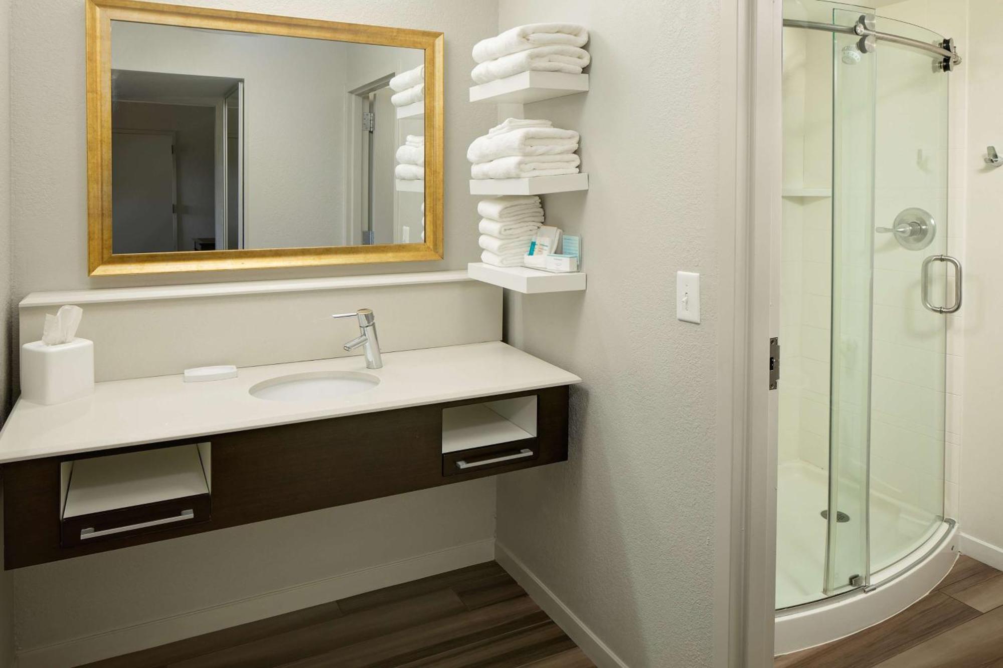 Hampton Inn & Suites Nashville-Airport Zewnętrze zdjęcie