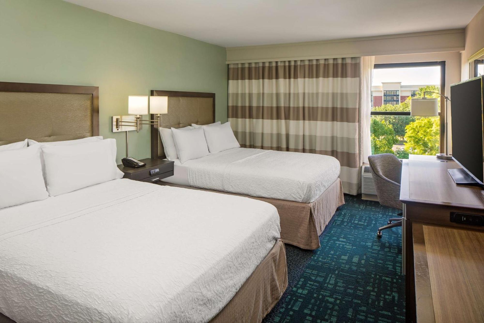 Hampton Inn & Suites Nashville-Airport Zewnętrze zdjęcie