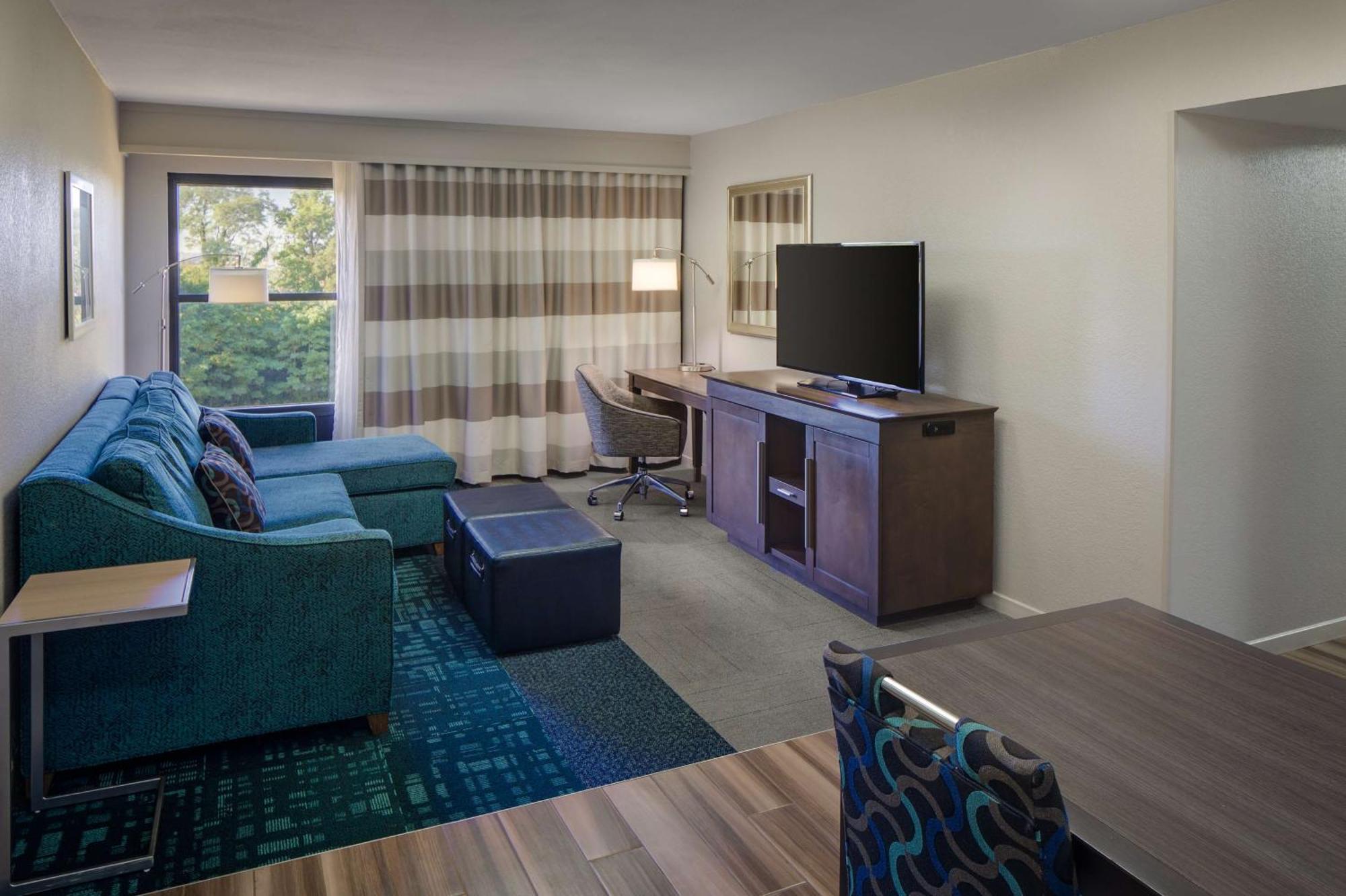 Hampton Inn & Suites Nashville-Airport Zewnętrze zdjęcie